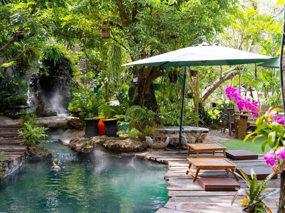 Crystal Resort Korat Nakhonratchasima Esterno foto
